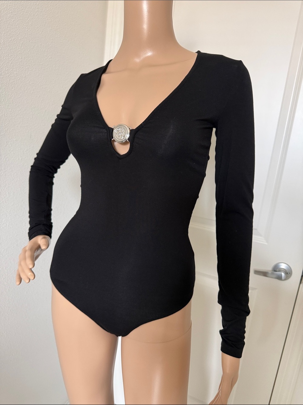 GUESS Black Long-Sleeve V-Neck Bodysuit with Decorative Ring